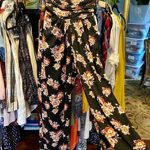 Revolve Floral Wide Leg Strapless Jumpsuit - Picture 8 of 14